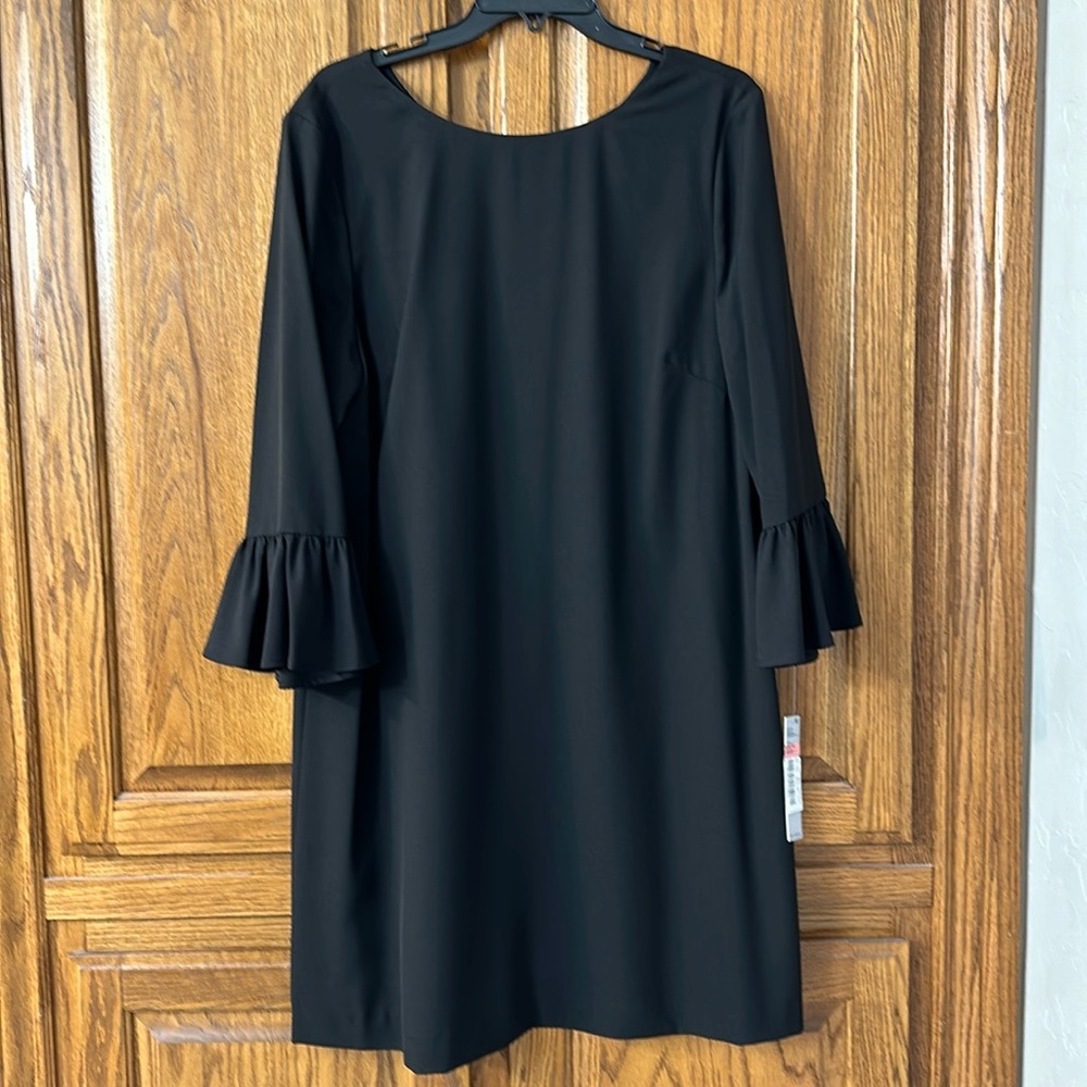 Preston and York, short black dress flare sleeve